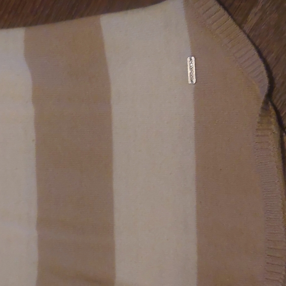 🩵Volcom sweater - Picture 3 of 9